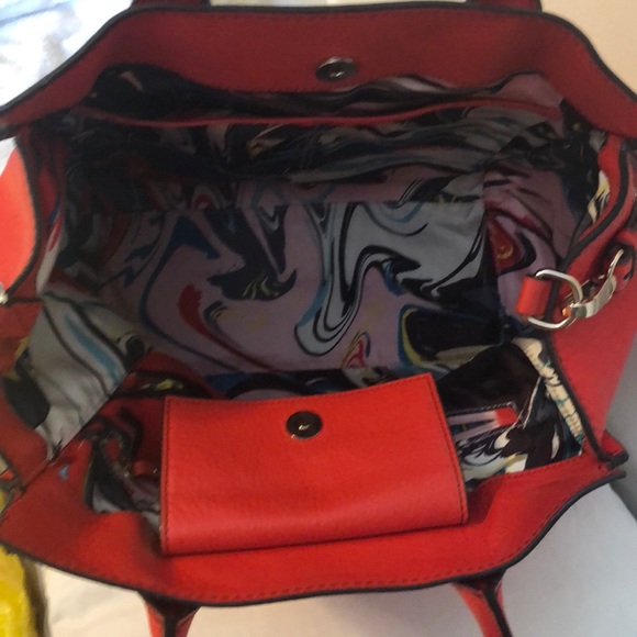Kate Spade Large tote - Picture 2 of 4